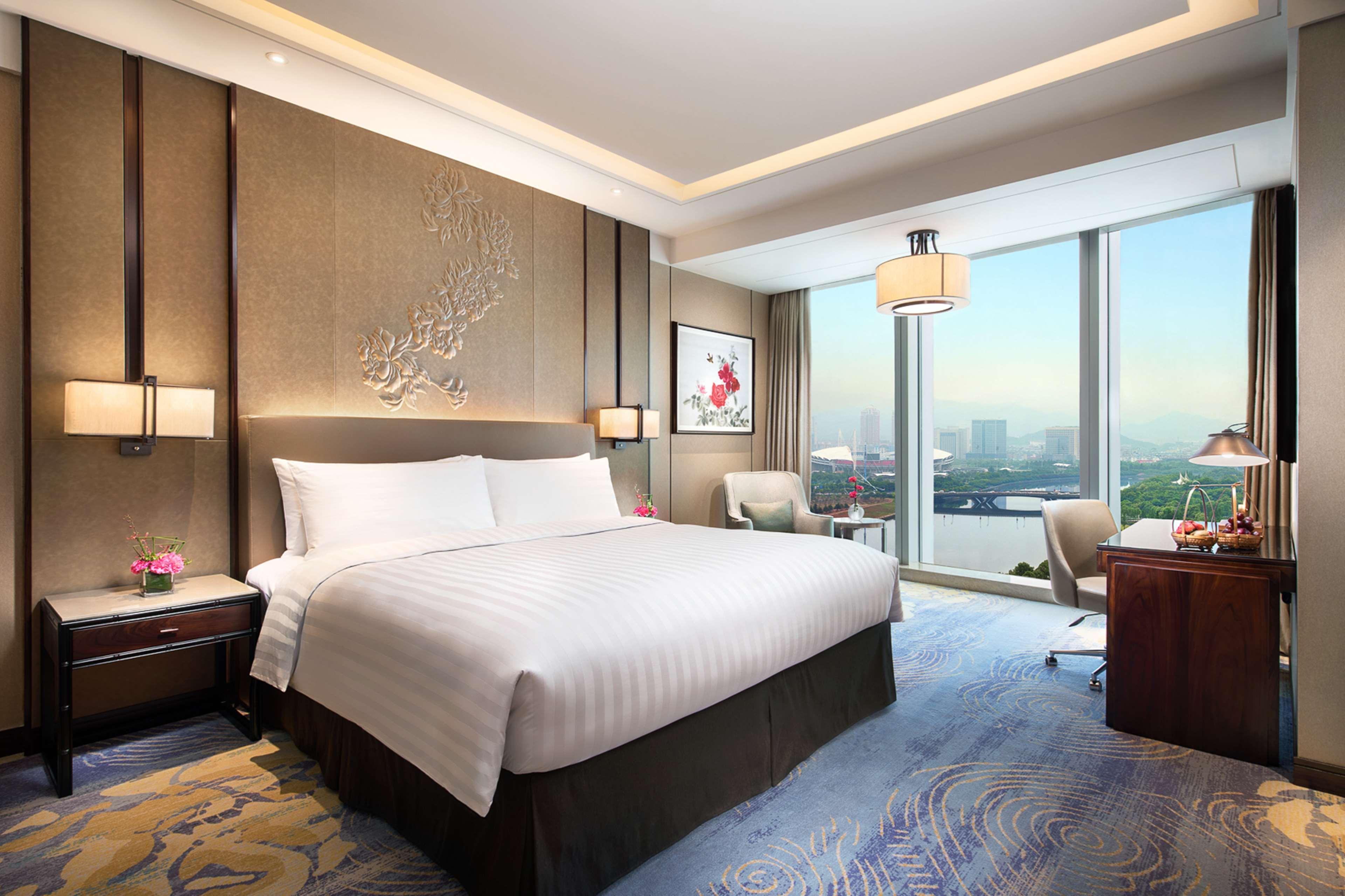 ホテル Shangri-la Yiwu - Close To Yiwu International Trade Market 5*