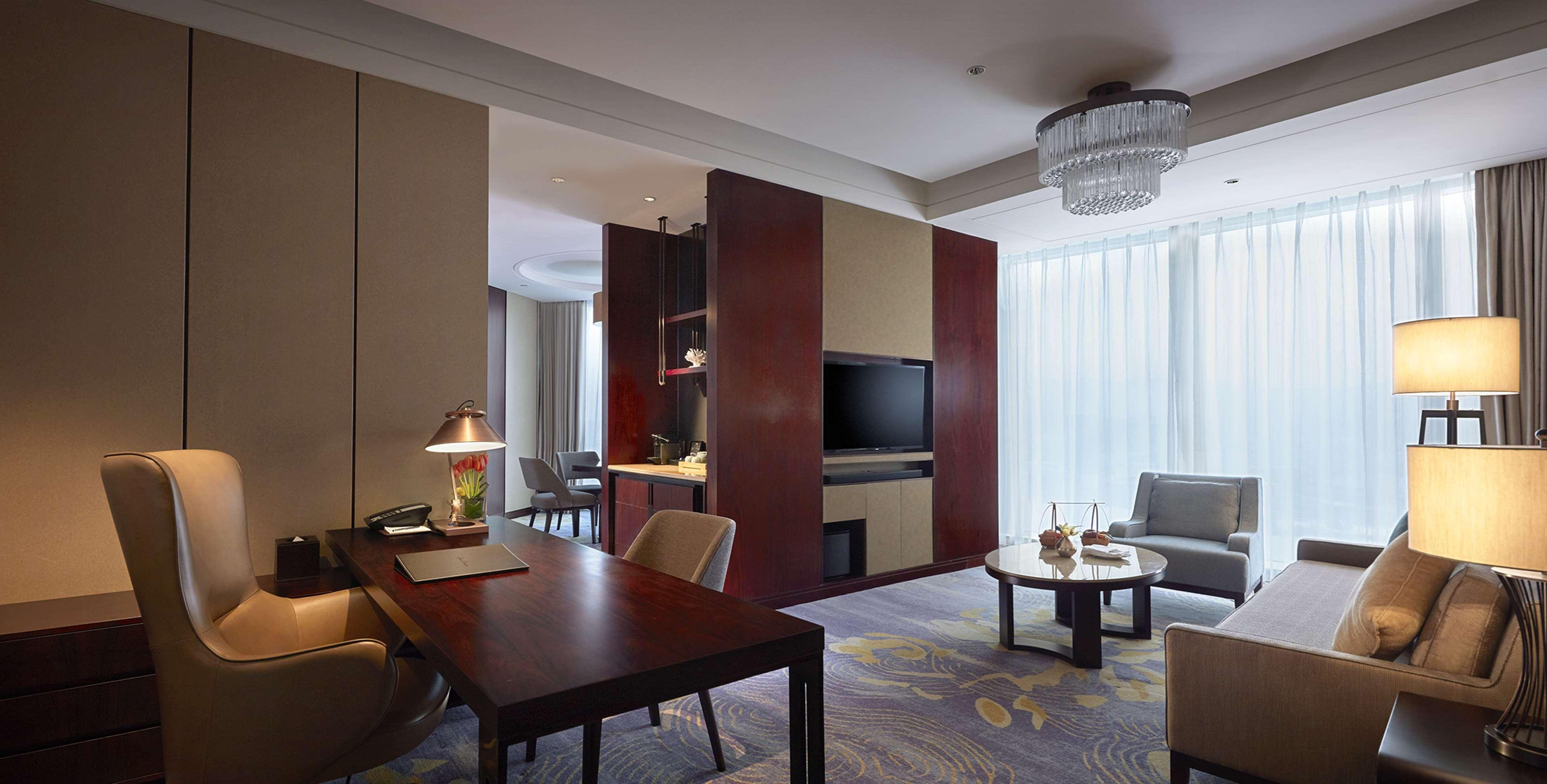 Shangri-la Yiwu - Close To Yiwu International Trade Market