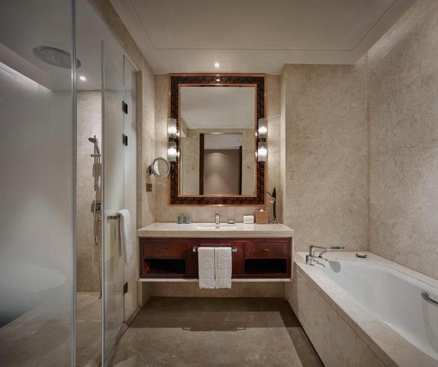 Shangri-la Yiwu - Close To Yiwu International Trade Market